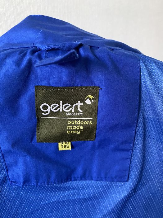 Куртка на мальчика 6-7.