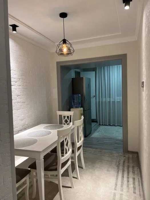 Сдаётся 3-х комнатная квартира в Мирабадском р-не! 308*