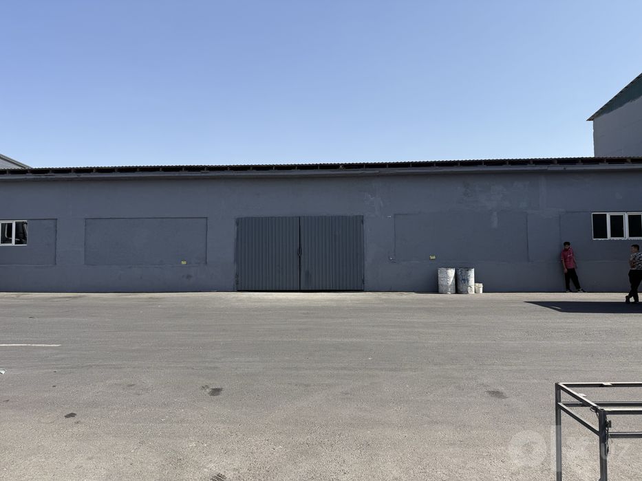 Сдаётся склад от 700 м² до 6000 м² на территории таможенного склада