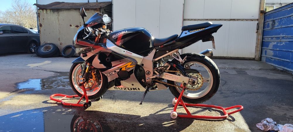Suzuki GSX-R 1000 K1
