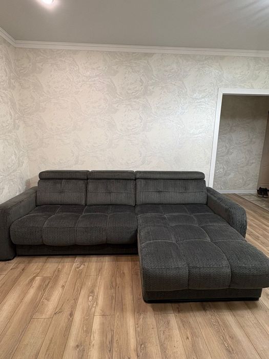 Диван мягкий комфортный