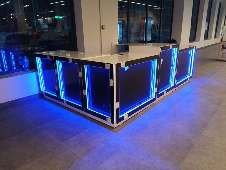 Vitrina Tayyorlaymiz Apteka Optika Dokon Salonlar uchun