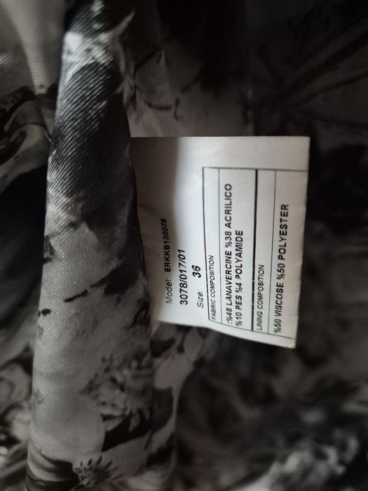 Пальто сатылады киілген размері 36