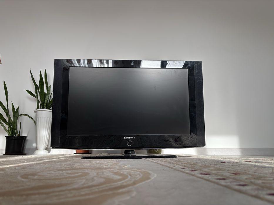 Телевизор Samsung торг есть!