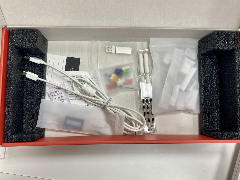 Клавиаура red square