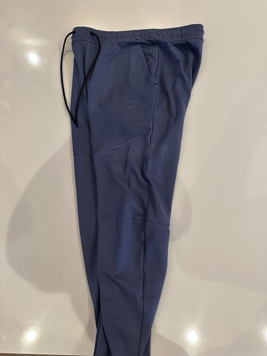 Долнище Nike Sportswear Tech Lightweight Men's Slim-Fit