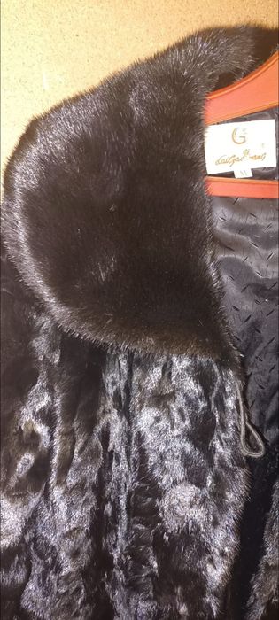 Продам норковую шубу..