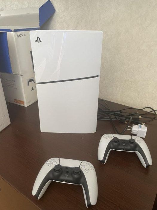 Playstation 5 Slim Digital 1TB 2 Djoystik