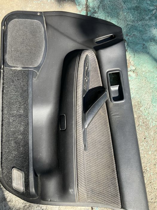 Subaru обшивки дверей