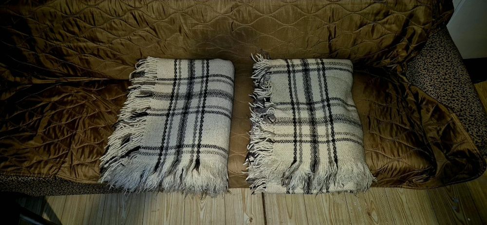 Два броя родопски одеала 160/210