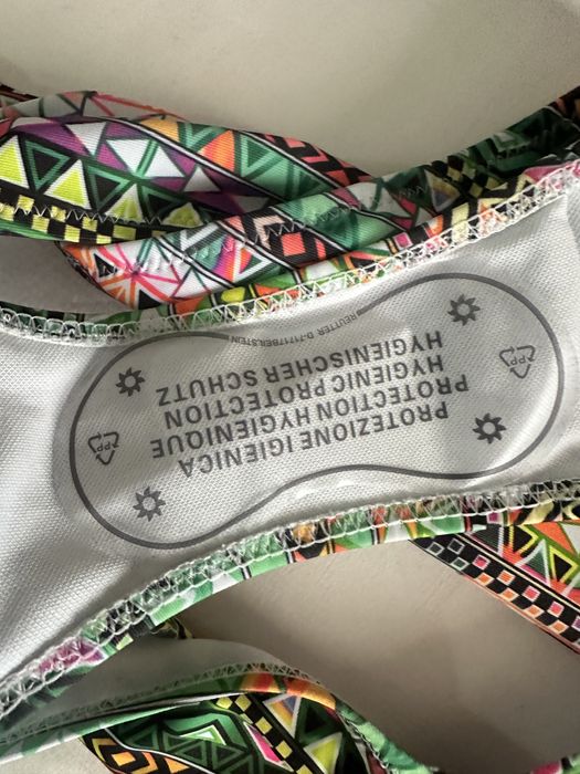 Купальник новый яркий