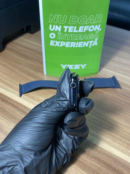 Apple Watch 10 / 46 mm / GPS / Black