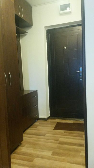 Inchiriez Garsoniera Brazda