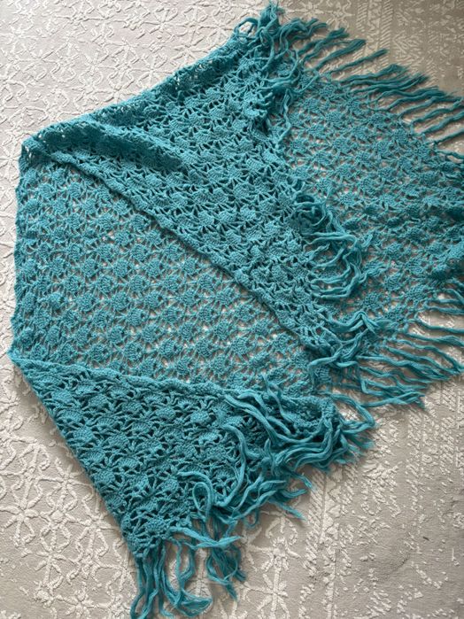 Подам косынку вязанную