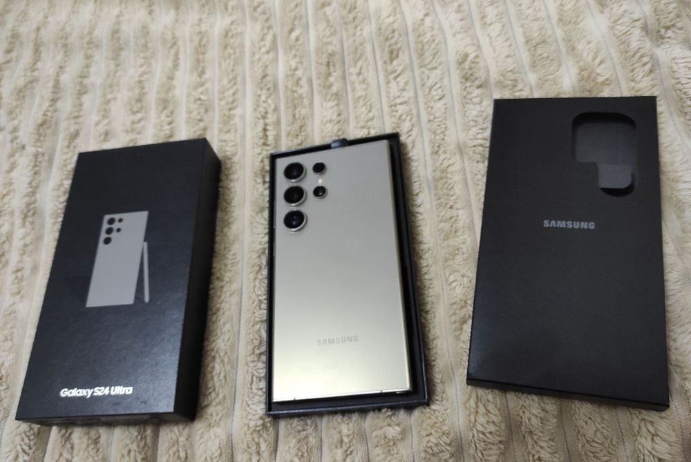 Samsung S24 ultra 12/256