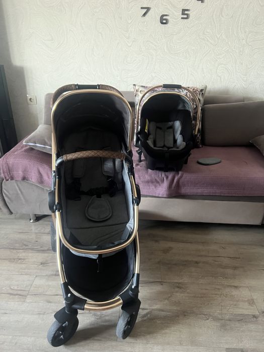 Коляска многофункциональная фирма Kidilo