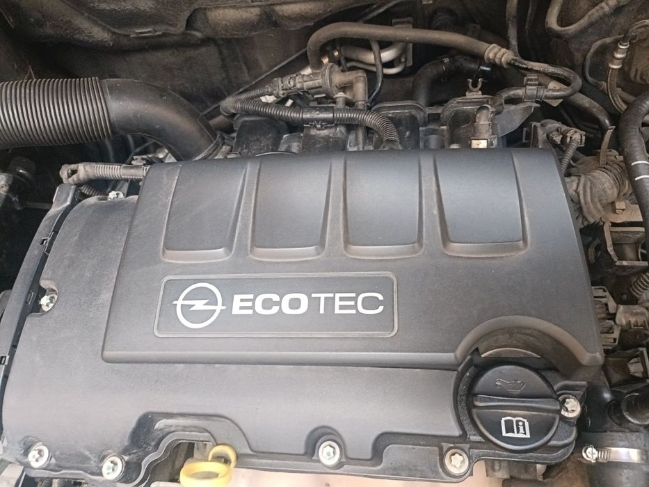 Opel Astra j 1.4 benzina