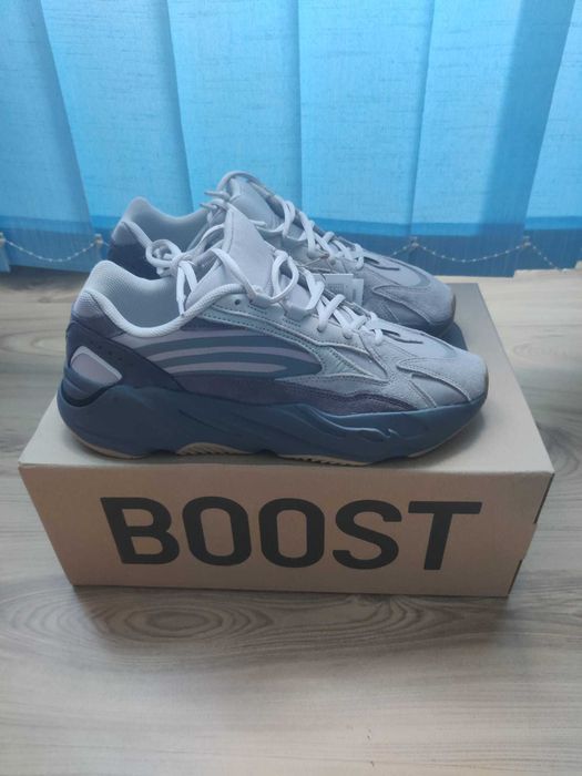 Adidas Yeezy Boost 700 V2 "Tephra"