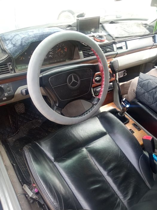 Продам Мерседес 124
