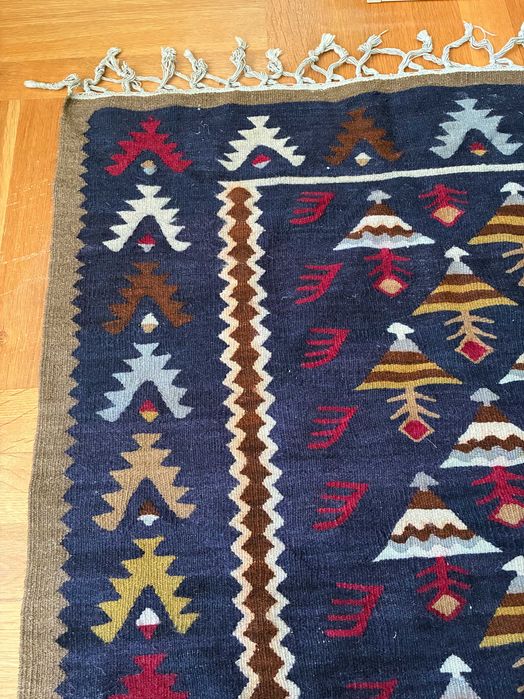 Уникат/Ръчно тъкан килим