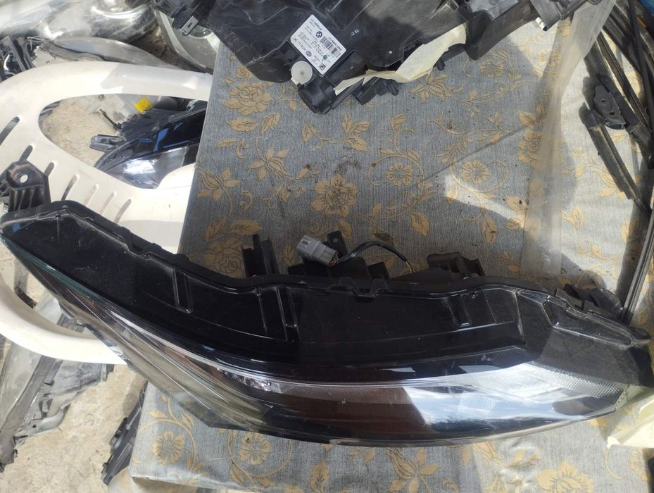 Десен фар фарове Nissan X-trail 2023 desen far farove Нисан х треил 23