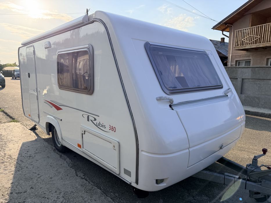 Rulota Trigano Rubis 380,an 2006,plafon rabatabil,2m inatime