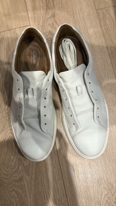 Белые кеды Clarks