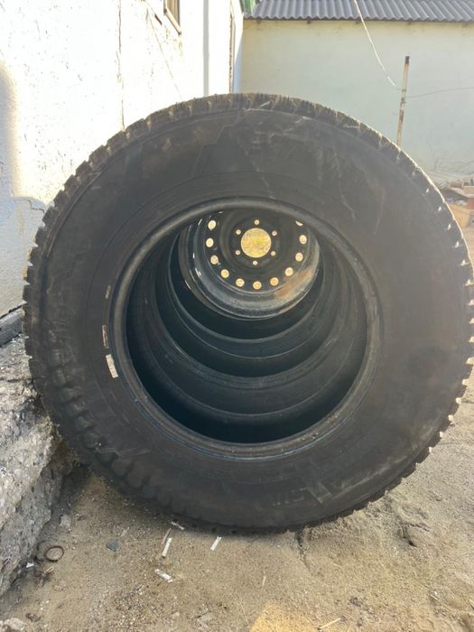 Автошины  4 штук