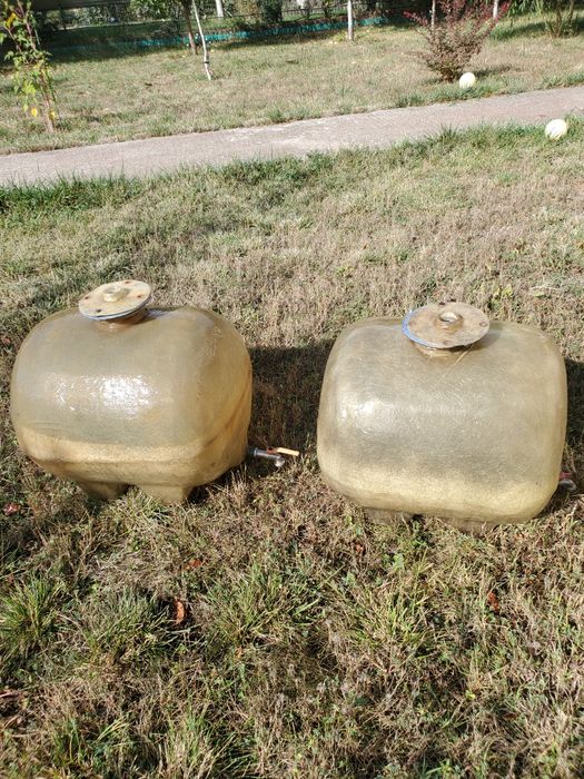 Butoaie fibră sticlă pentru vin100-150 litri