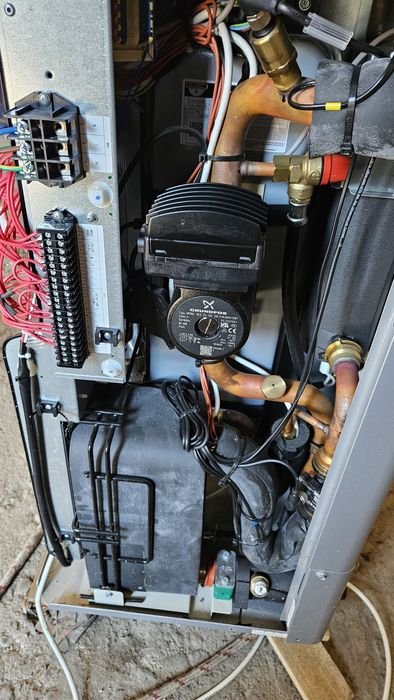 Термопомпа Daikin EDLA11DA3VR