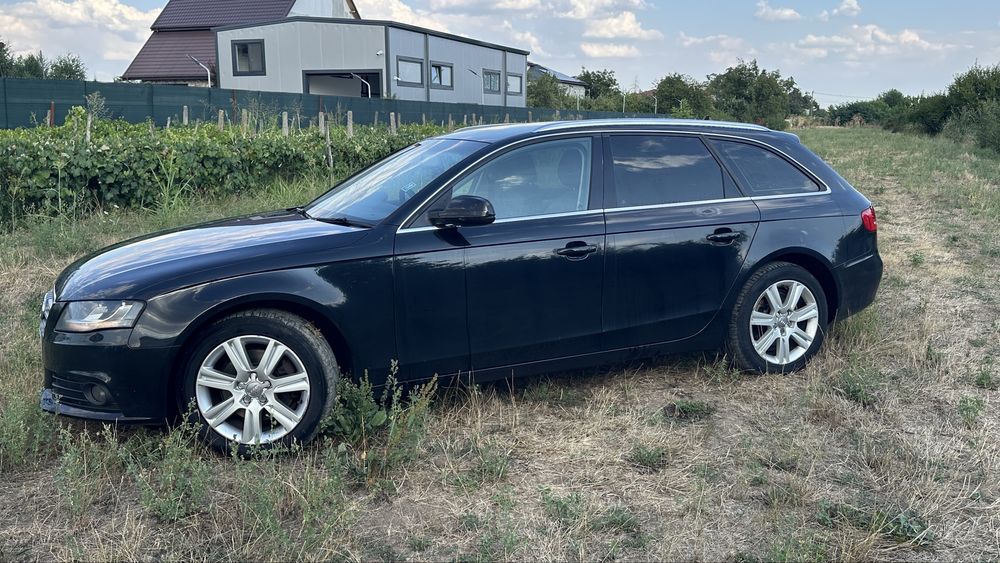Dezmembrari/Dezmembrez Audi A4 B8 2.0 TDI CAGA 143cp Automat cod MMV