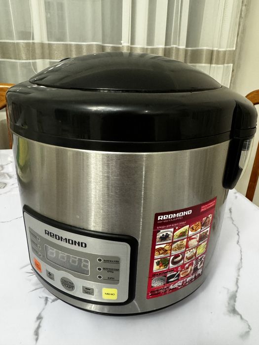 Мультиварка Redmond RMC-4525