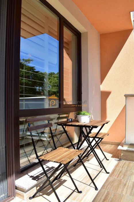 Продава се Двустаен апартамент в Пловдив, Център - 65 кв.м за 3616 €/кв.м - Снимка #12