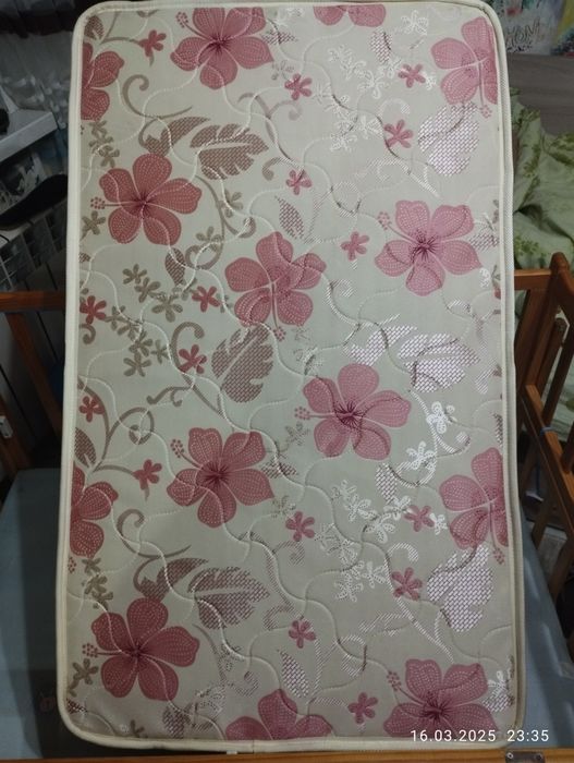 Матрас на детскую кроватку