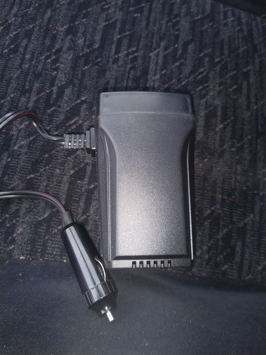 Автомобильный инвертор