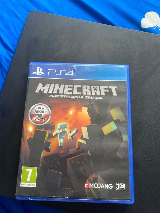Vând ps 4 slim 1 t