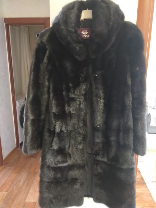 Продам шубу чёрного цвета, трансфомер
