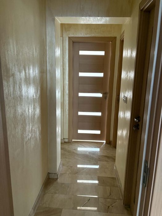Apartament 3 camere decomandat de vânzare