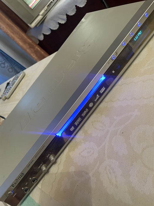 Видео проигрыватель