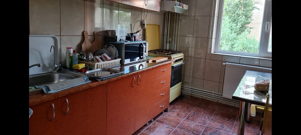 De vanzare imobil 3camere
