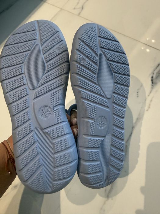 Нови гумени сандали 34 номер