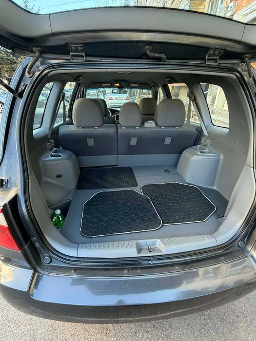 Продавам KIA carens