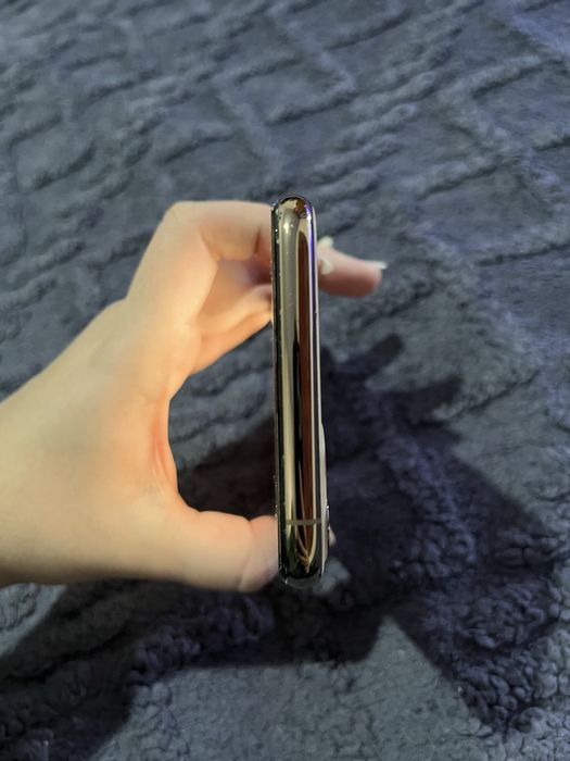 Продается айфон 11 про мах 256 гб