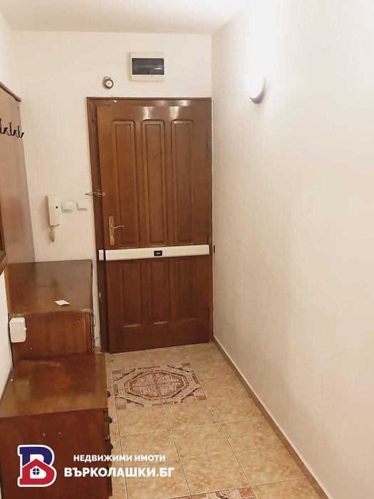 Дава се под наем Двустаен апартамент в София, Център - 60 кв.м за 459 € - Снимка #2