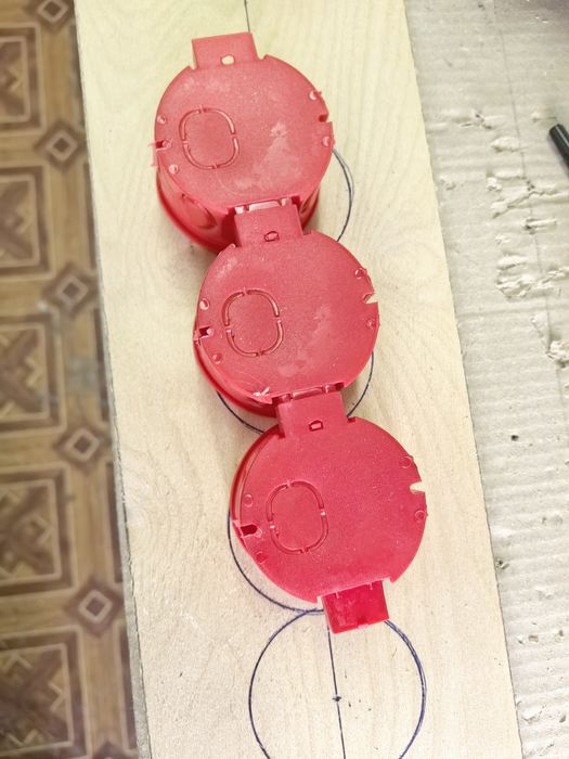 Продаю подрозетники