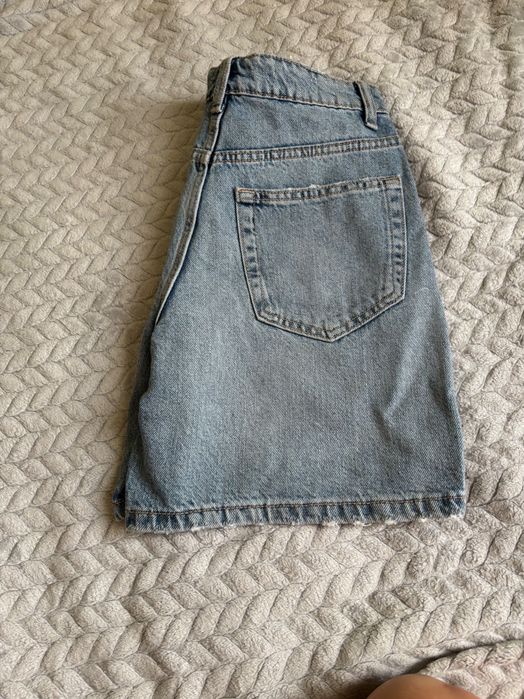 Къси панталони Zara
