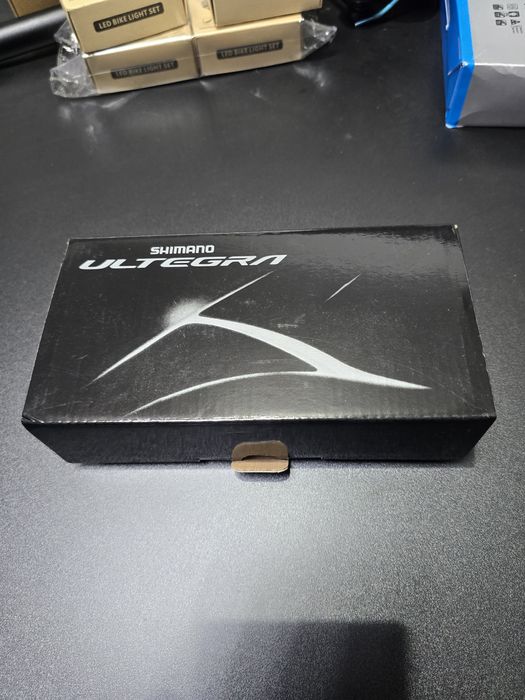 Карбонови педали за шосейка shimano ultegra, 105