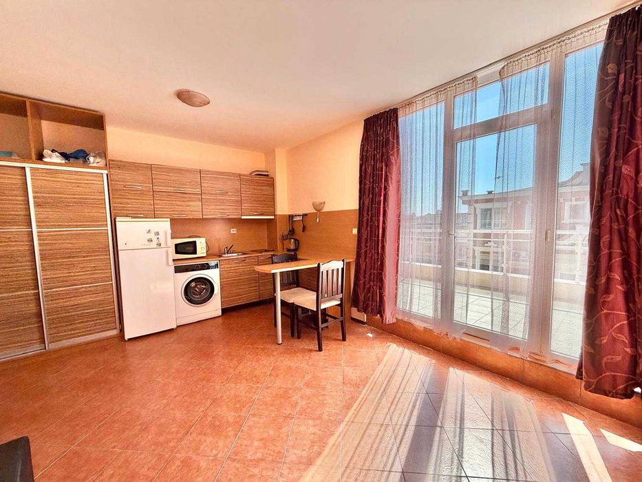 Продава се Двустаен апартамент в к.к. Слънчев бряг - 78 кв.м за 477 €/кв.м - Снимка #4