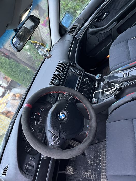 BMW Seria 5 2001 — imagine 5