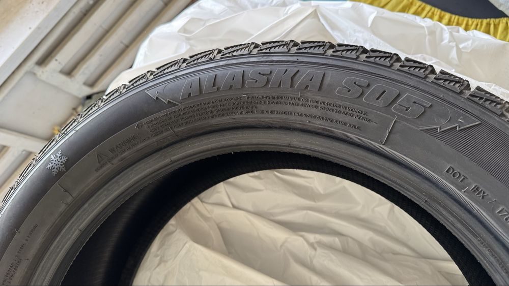 продаётся зимние шины 245/50 R20